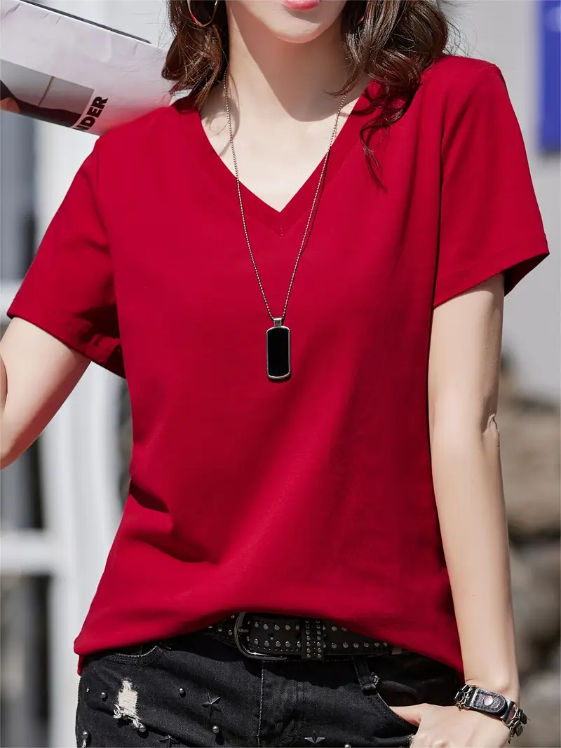 V Yaka Dokuma Slim Fit Kırmızı T-Shirt