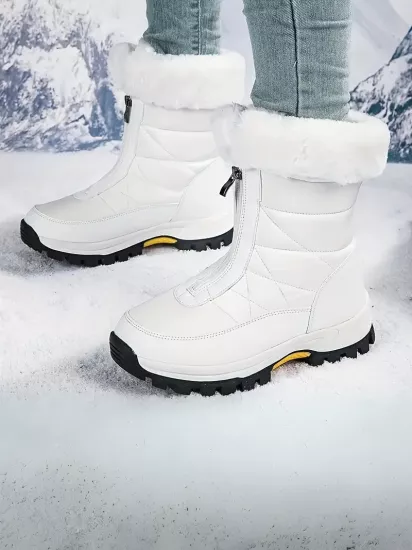 Peluş Kaplı Ön Fermuarlı Yüksek Taban Rahat ve Şık Beyaz Kadın Kar Botu