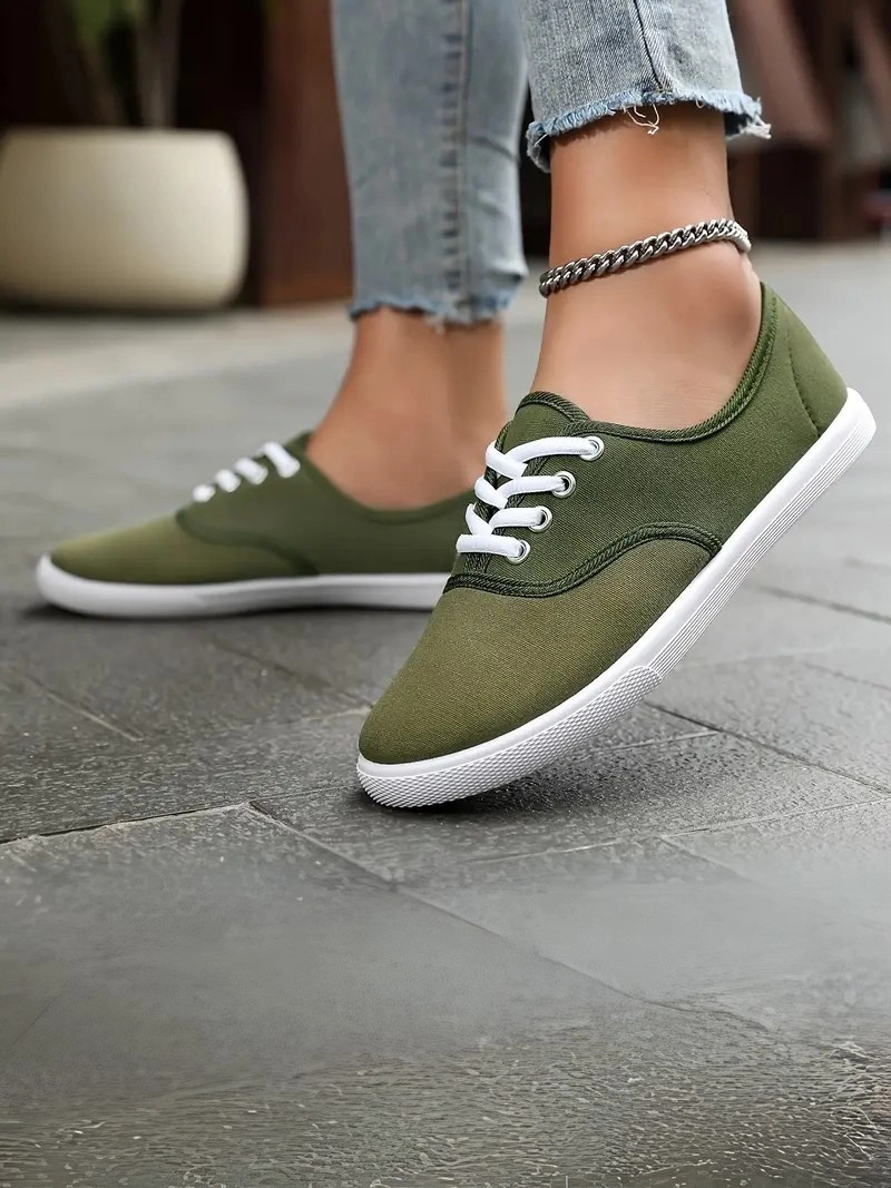 Düşük Tabanlı Bağcıklı Hafif ve Rahat Günlük Kullanım İçin Bej Kadın Sneaker